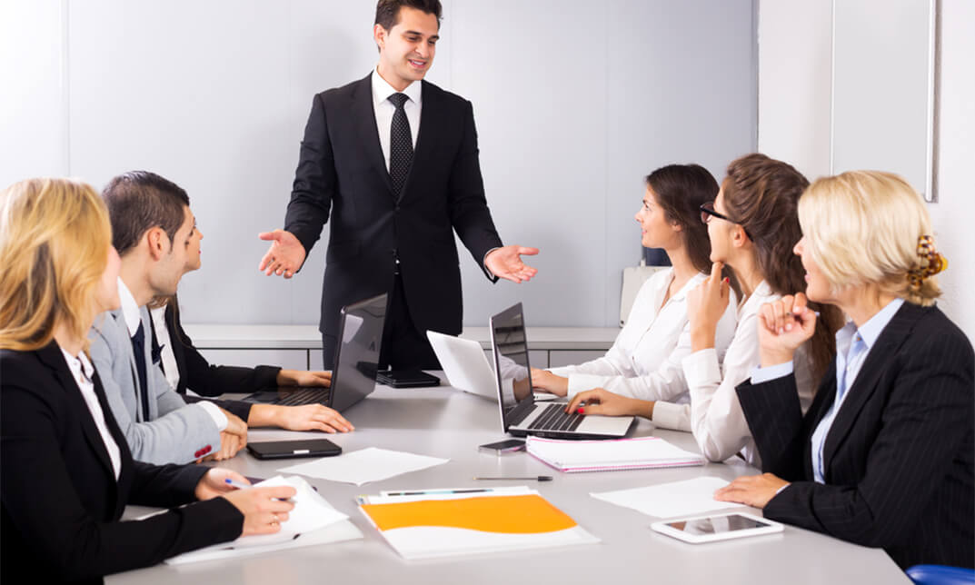 إدارة العلاقات مع المساهمين